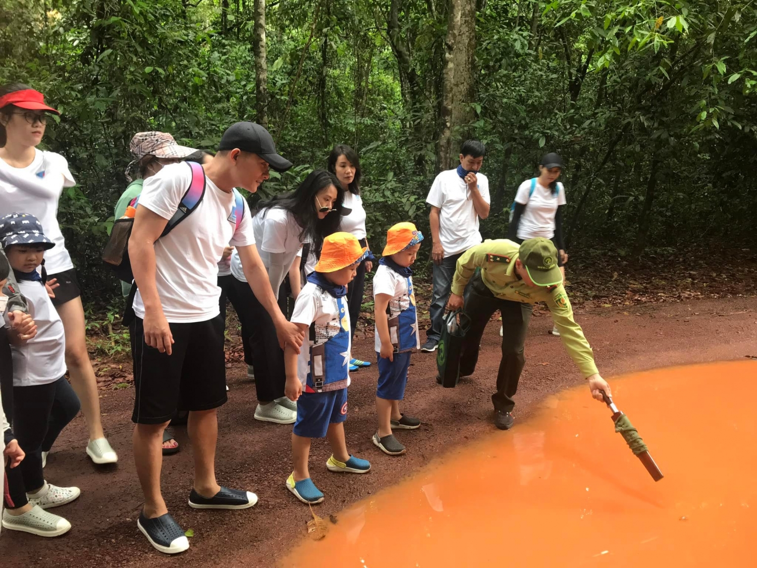 PETROSETCO tổ chức dã ngoại dành cho thiếu nhi