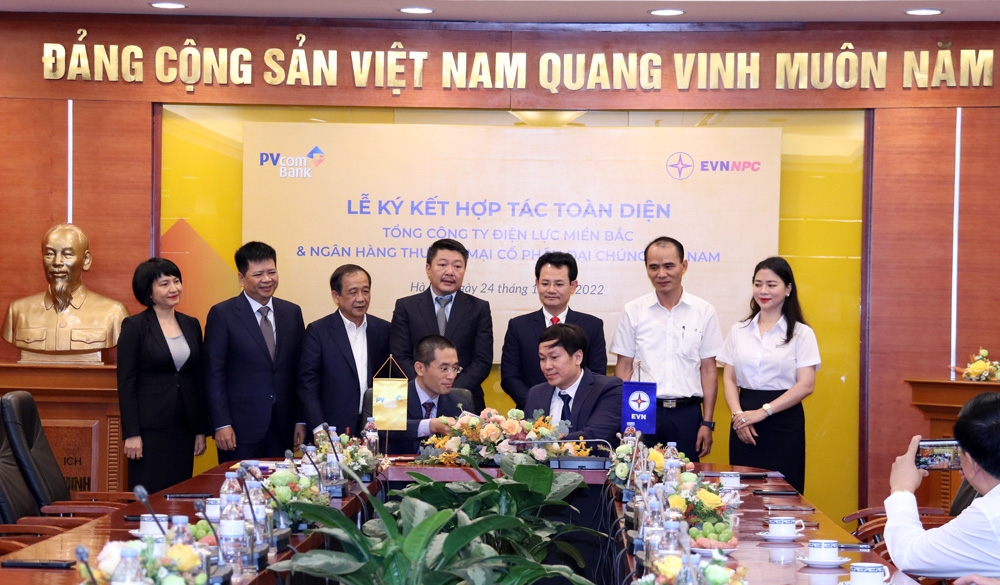 EVNNPC ký kết hợp tác toàn diện với PVcomBank