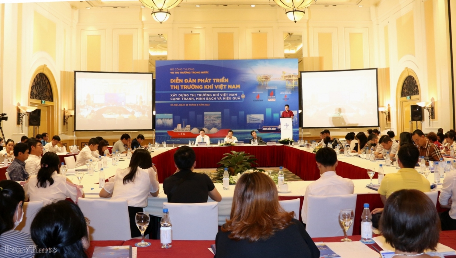 Hoàn thiện khung pháp lý về hoạt động kinh doanh khí, đảm bảo cạnh tranh và minh bạch