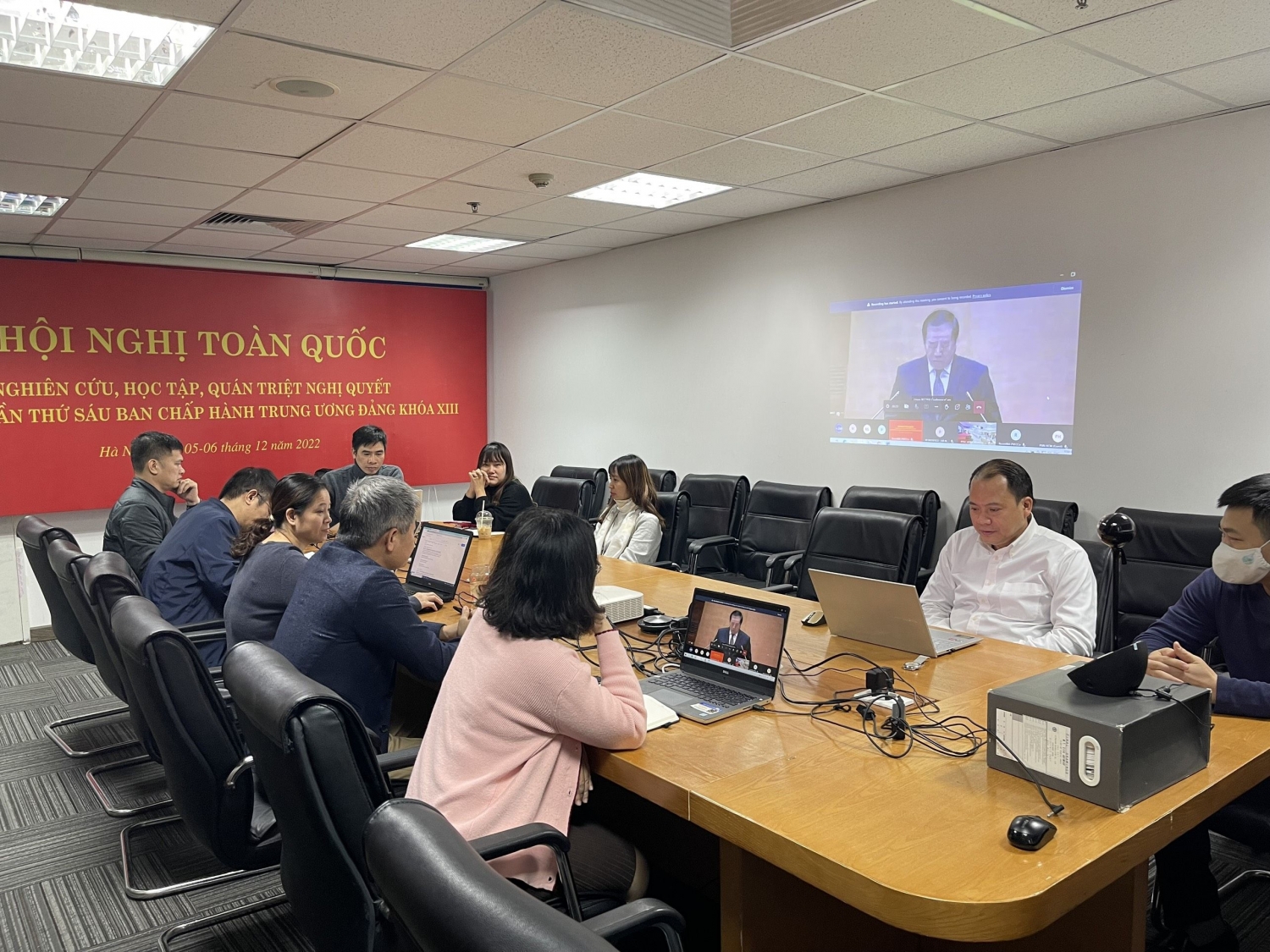 Đảng bộ PVTrans nghiên cứu, học tập, quán triệt Nghị quyết Trung ương 6, khoá XIII