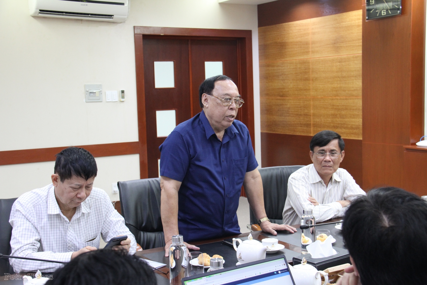 Thường trực Hội DKVN làm việc với Chi hội Dầu khí Cà Mau