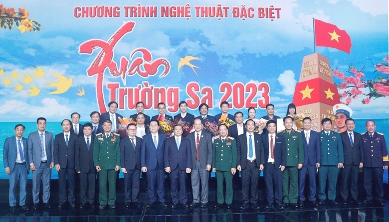 Lắng đọng, sâu sắc chương trình 