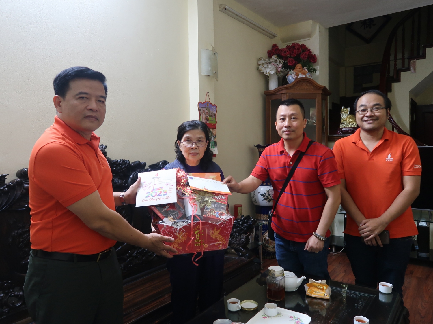 Công đoàn PVEP chăm lo Tết cho gia đình cán bộ, đoàn viên xa Tổ quốc