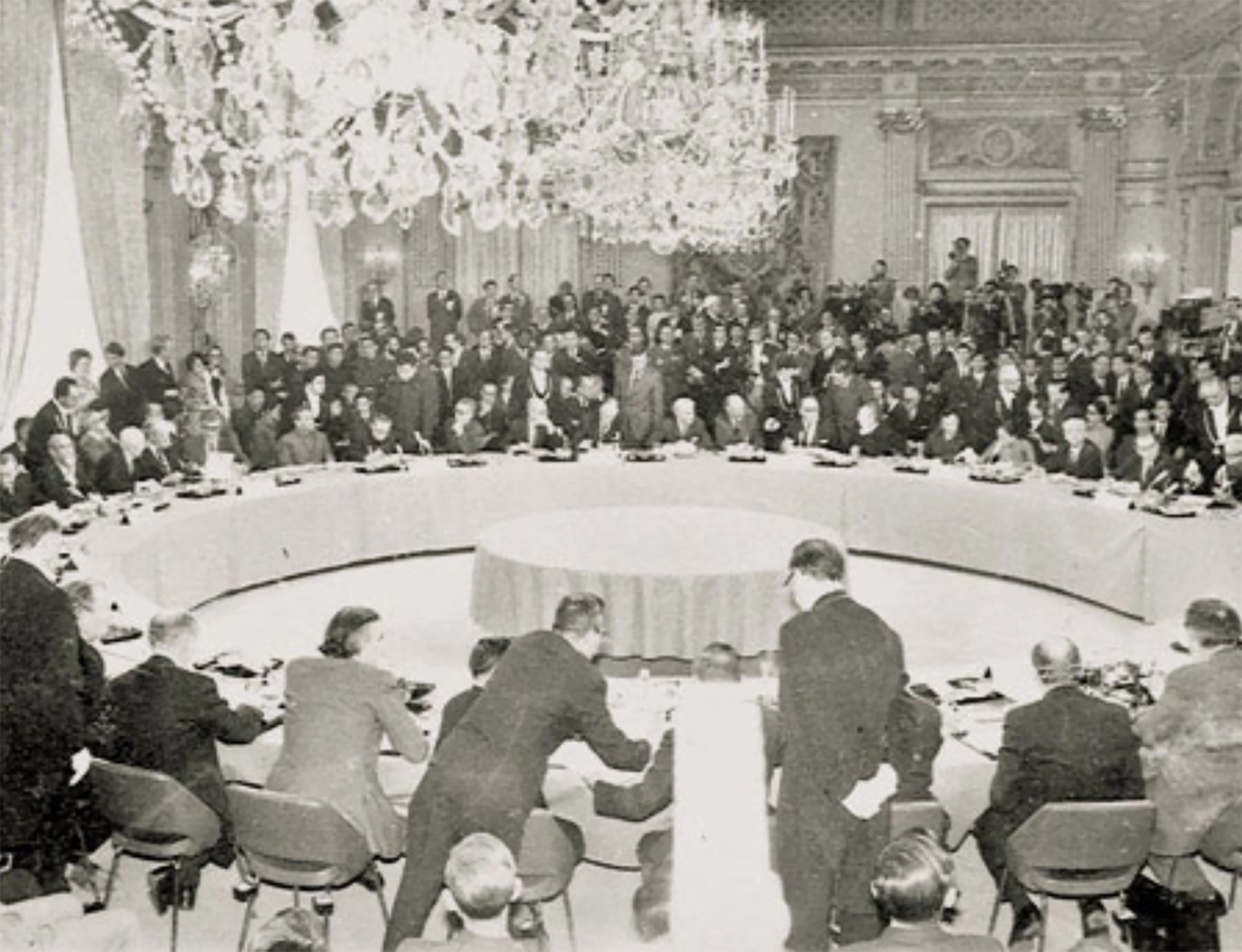 Hiệp định Paris - Tất yếu lịch sử của cuộc chiến tranh vệ quốc chính nghĩa Hiệp định Paris - Tất yếu lịch sử của cuộc chiến tranh vệ quốc chính nghĩa