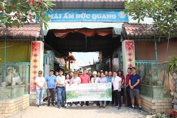 “Hành trình về nguồn - Chia sẻ yêu thương” của Công đoàn bộ phận Công nghệ mỏ