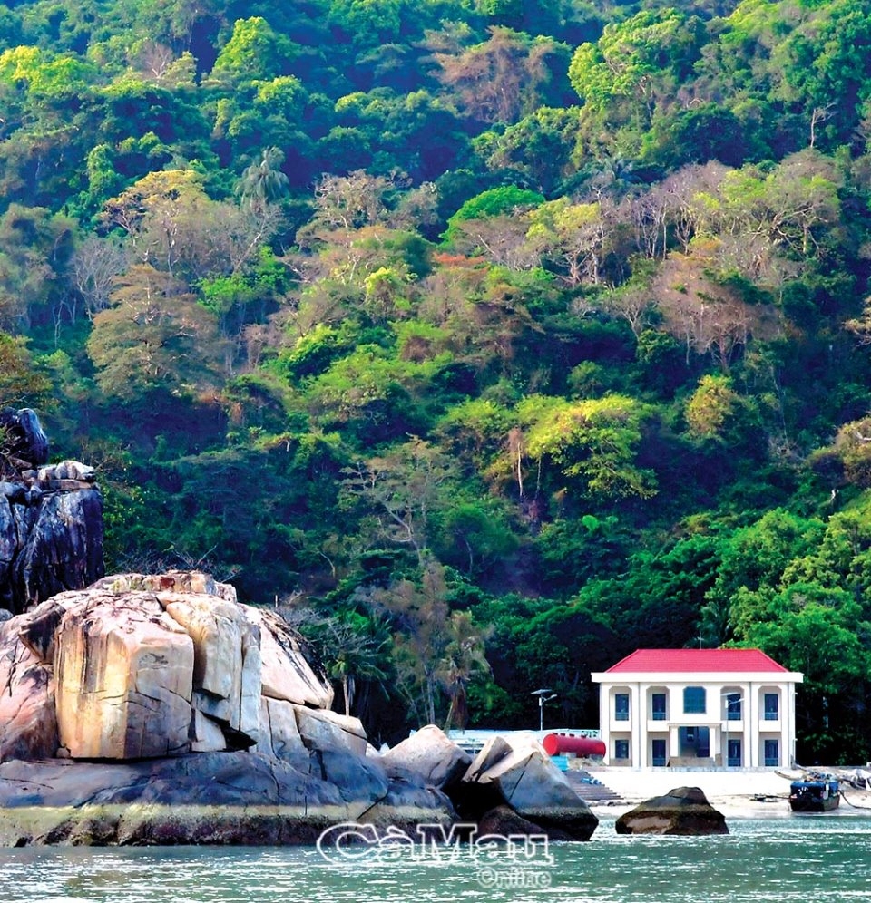 Sắc đá Hòn Khoai