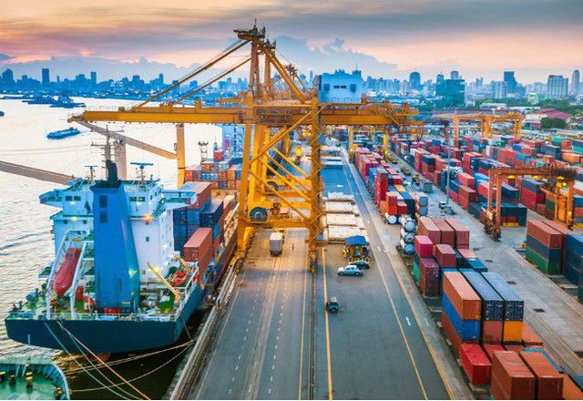 Tổng trị giá xuất nhập khẩu hàng hóa đạt hơn 30 tỷ USD trong nửa cuối tháng 3