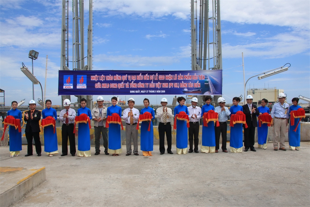 Xây dựng, thử nghiệm vận hành và nghiệm thu NMLD Dung Quất Xây dựng, thử nghiệm vận hành và nghiệm thu NMLD Dung Quất