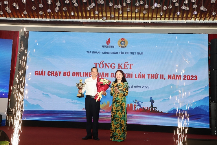Công đoàn PV Drilling thể hiện xuất sắc tại Giải chạy Xuân Dầu khí 2023 Công đoàn PV Drilling thể hiện xuất sắc tại Giải chạy Xuân Dầu khí 2023