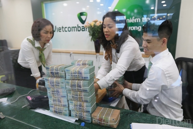 Khơi thông dòng tiền chảy ra nền kinh tế