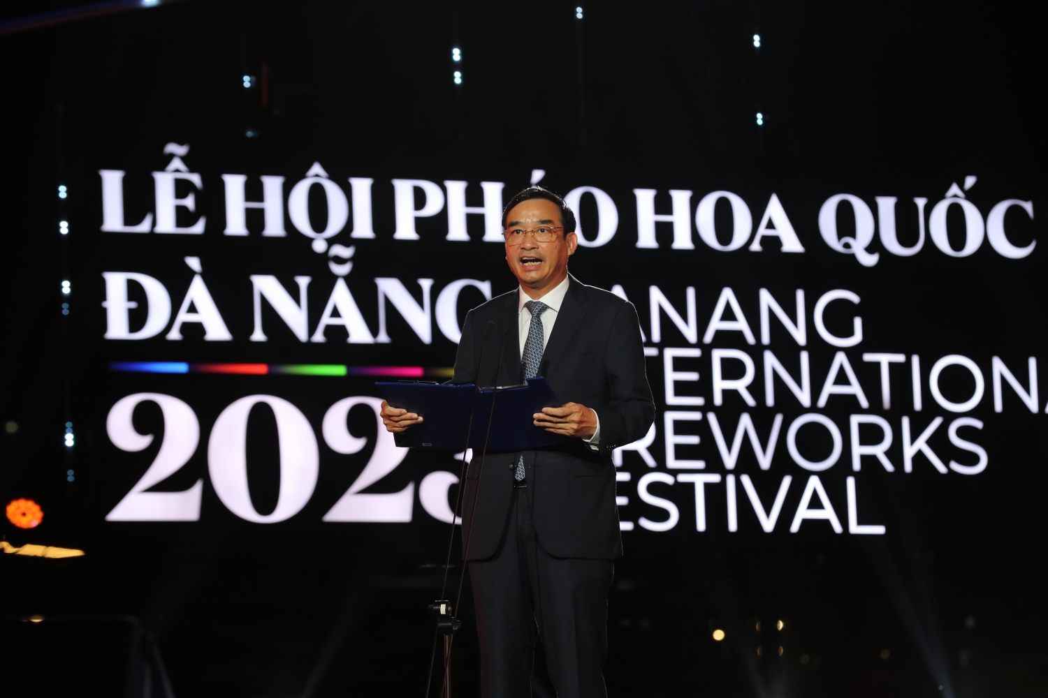 Rực sắc “bữa tiệc ánh sáng” tại Lễ khai mạc pháo hoa quốc tế Đà Nẵng 2023