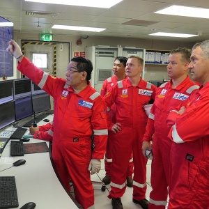 Một chuyến ra giàn đặc biệt