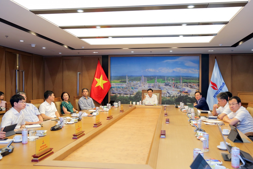 Tập trung xây dựng chiến lược phát triển các sản phẩm chủ lực của Petrovietnam