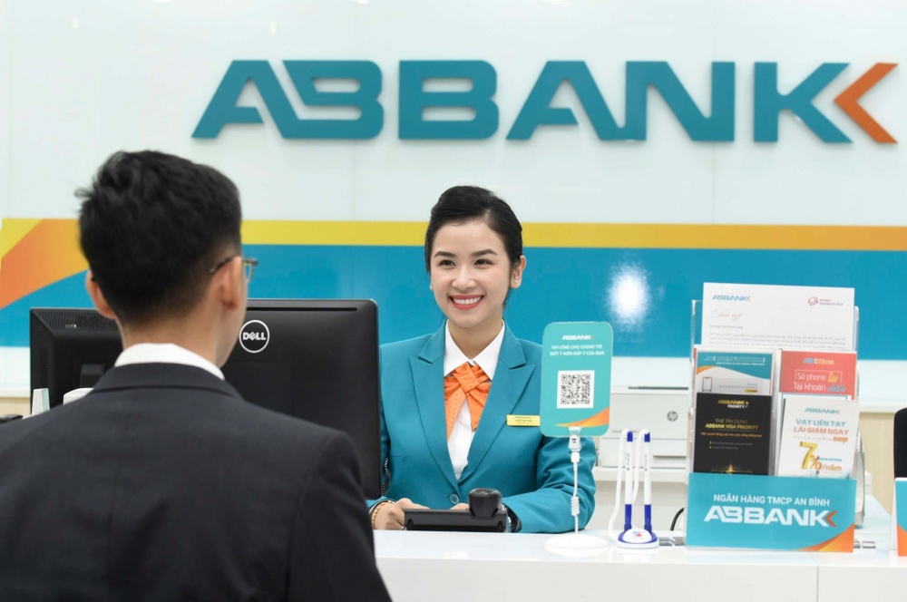 Tin ngân hàng ngày 21/7: Quý II, lợi nhuận LPBank giảm hơn 50%
