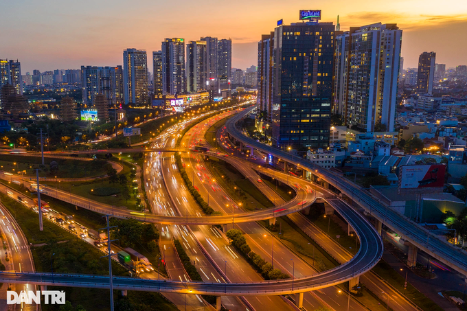 FDI tăng trở lại, Việt Nam thu hút hơn 16 tỷ USD - 1