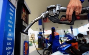 Tin tức kinh tế ngày 8/8: Quỹ Bình ổn xăng dầu còn dư hơn 7.400 tỉ đồng