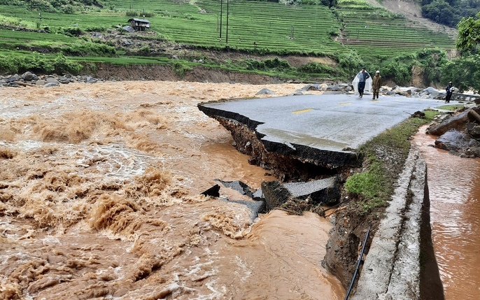 Thủ tướng yêu cầu tập trung phòng, chống, giảm thiệt hại do sạt lở đất, lũ quét Thủ tướng yêu cầu tập trung phòng, chống, giảm thiệt hại do sạt lở đất, lũ quét