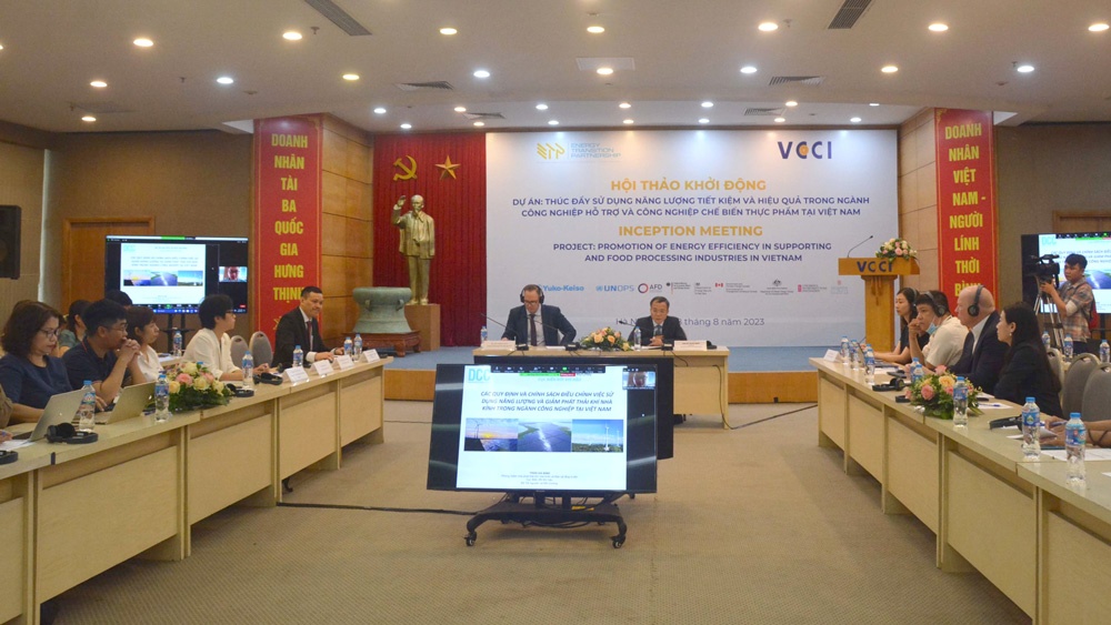 Có thể tiết kiệm từ 20-40% lượng điện tiêu thụ trong khối doanh nghiệp sản xuất Có thể tiết kiệm từ 20-40% lượng điện tiêu thụ trong khối doanh nghiệp sản xuất