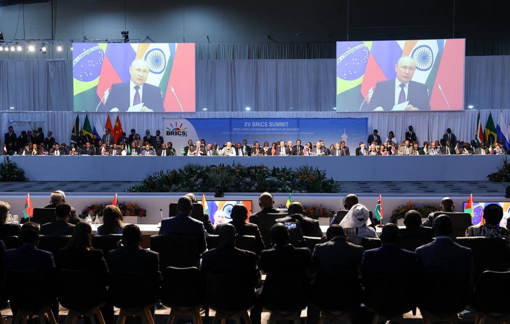 Tổng thống Putin: Không có lựa chọn thay thế dầu, khí đốt trên toàn cầu trong tương lai gần