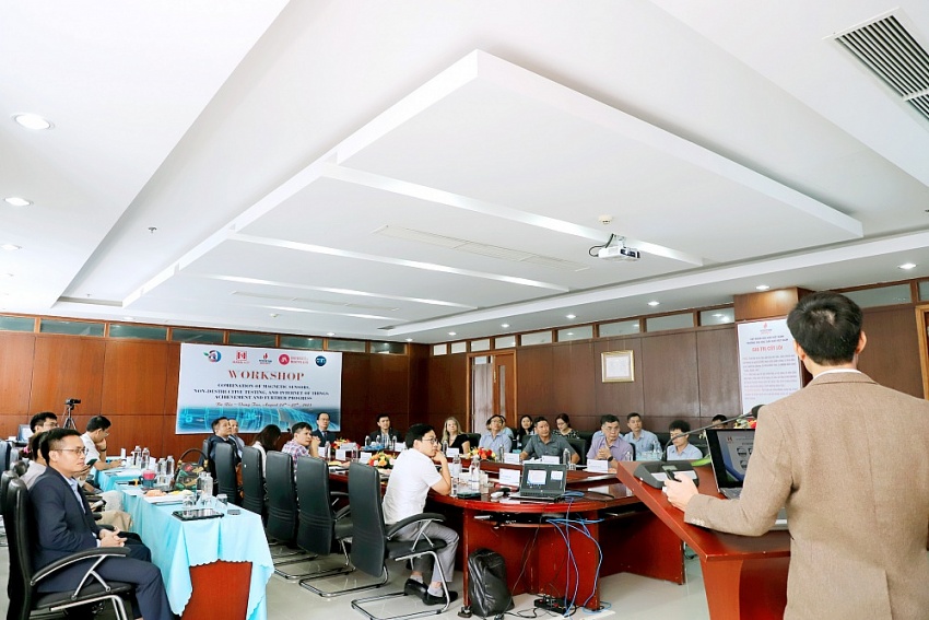 PVU tổ chức Hội thảo Quốc tế về cảm biến từ, kiểm tra không phá hủy và internet vạn vật: các kết quả và triển vọng trong tương lai PVU tổ chức Hội thảo quốc tế về cảm biến từ, kiểm tra không phá hủy và internet vạn vật