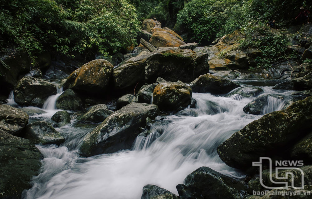 Chinh phục suối Cửa Tử (Thái Nguyên) Chinh phục suối Cửa Tử (Thái Nguyên)