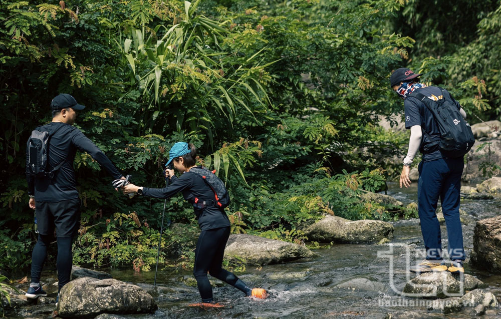 Chinh phục suối Cửa Tử (Thái Nguyên) Chinh phục suối Cửa Tử (Thái Nguyên)