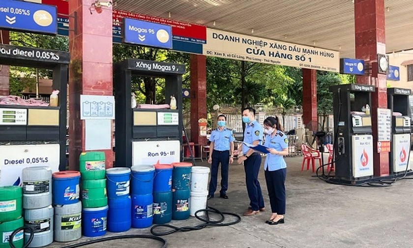 Nhiều doanh nghiệp thương nhân phân phối xăng dầu bị xử phạt và tước giấy phép