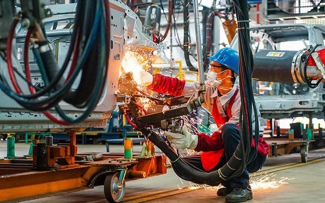 Tin tức kinh tế ngày 19/9: Động lực tăng trưởng chính của nền kinh tế đang suy giảm