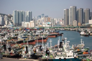 Tin tức kinh tế ngày 20/9: Nợ toàn cầu đạt mức kỷ lục