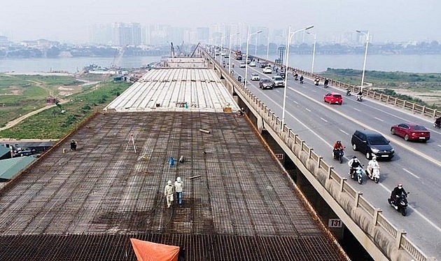 Tin tức kinh tế ngày 30/9: Giải ngân vốn đầu tư công 9 tháng lần đầu vượt 50%