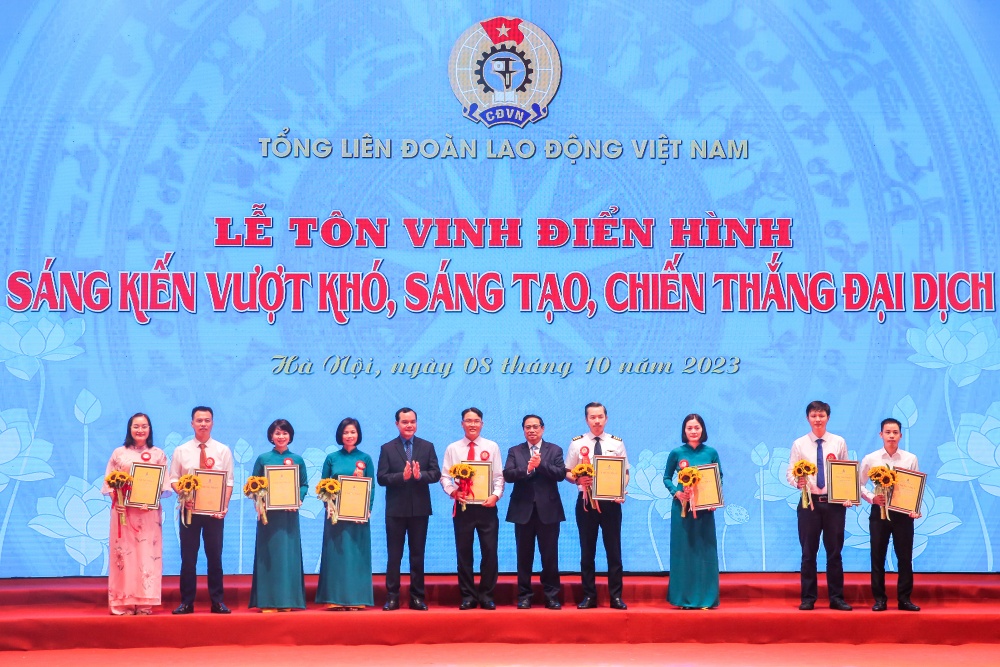 11 sáng kiến của ngành Dầu khí được tuyên dương tại lễ tổng kết chương trình 11 sáng kiến của ngành Dầu khí được tuyên dương tại lễ tổng kết chương trình