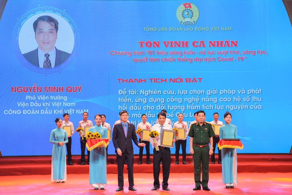 11 sáng kiến của ngành Dầu khí được tuyên dương tại lễ tổng kết chương trình 11 sáng kiến của ngành Dầu khí được tuyên dương tại lễ tổng kết chương trình