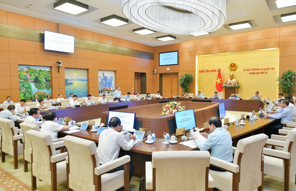 Ngành năng lượng đã có bước phát triển nhanh và năng động Kiến nghị xem xét chính sách ưu tiên phát triển hạ tầng và thị trường LNG