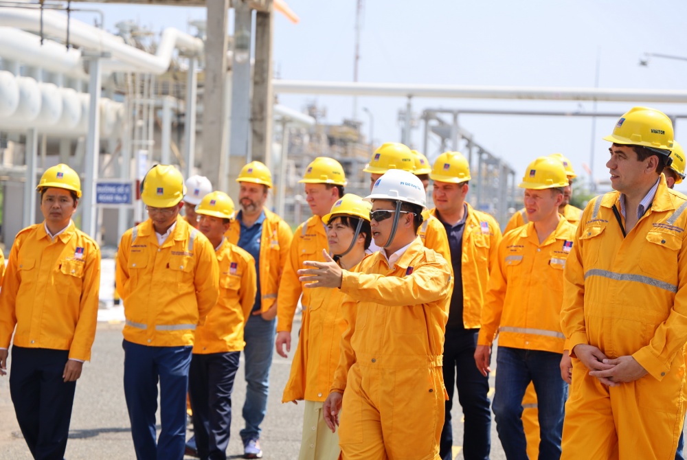 Tham quan thực tế công tác quản lý vận hành và bảo dưỡng GPP Dinh Cố Tham quan thực tế công tác quản lý vận hành và bảo dưỡng GPP Dinh Cố