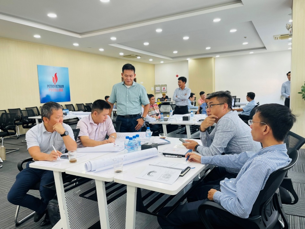 PVCollege tổ chức khoá “Phát triển năng lực lãnh đạo- LDP” PVCollege tổ chức khoá “Phát triển năng lực lãnh đạo - LDP”