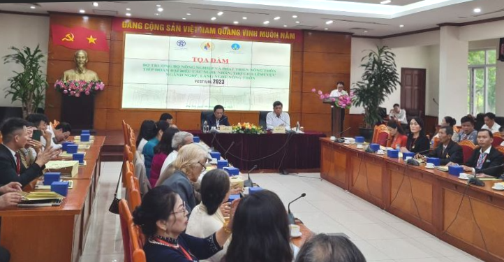 Bảo tồn, giữ gìn, phát triển làng nghề để phát triển du lịch nông nghiệp, nông thôn