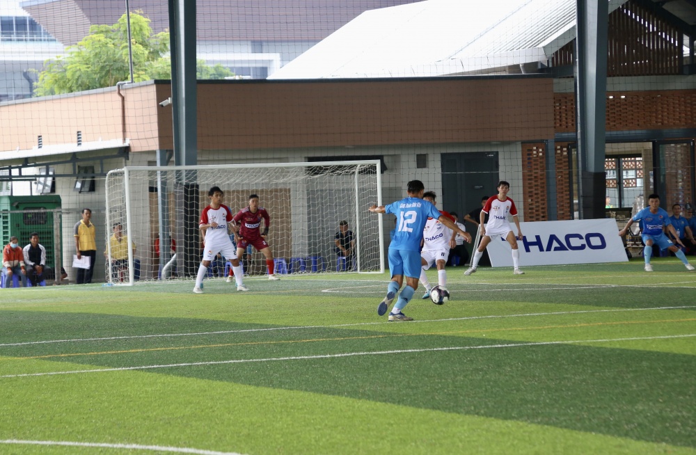 Đội bóng Công đoàn Dầu khí Việt Nam chiến thắng ngay trận đầu ra quân