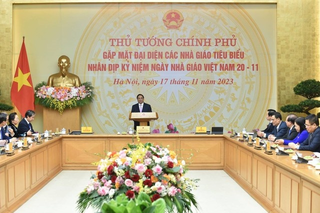 Thủ tướng gặp mặt đại diện các nhà giáo tiêu biểu