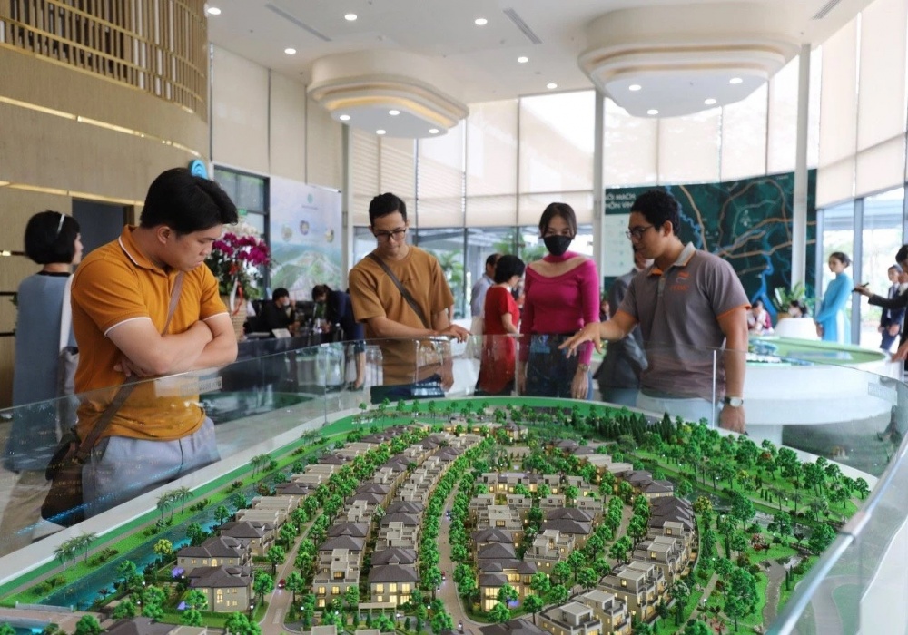 Tin bất động sản ngày 24/11: Đoàn giám sát Quốc hội yêu cầu các tỉnh, thành phố báo cáo về bất động sản