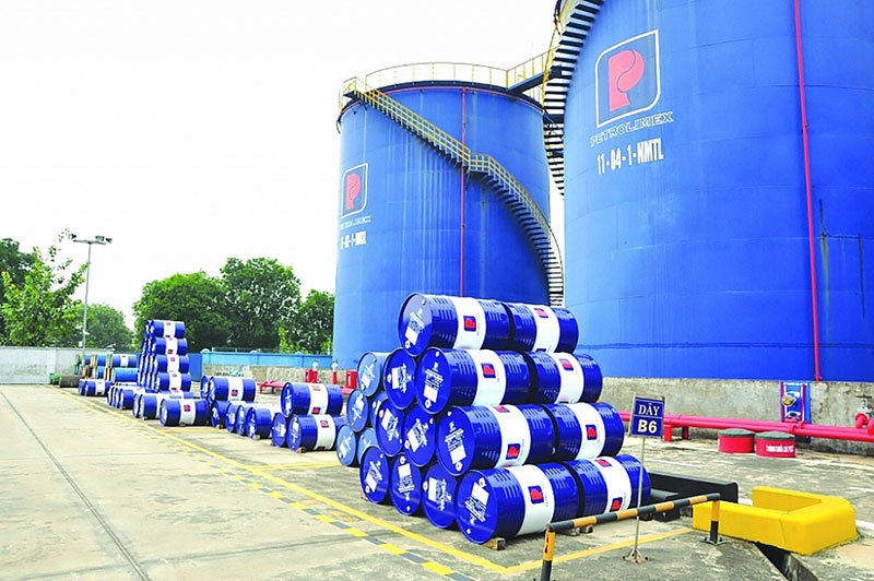Việt Nam chi gần 7,9 tỷ USD để nhập khẩu 9,5 triệu tấn xăng dầu