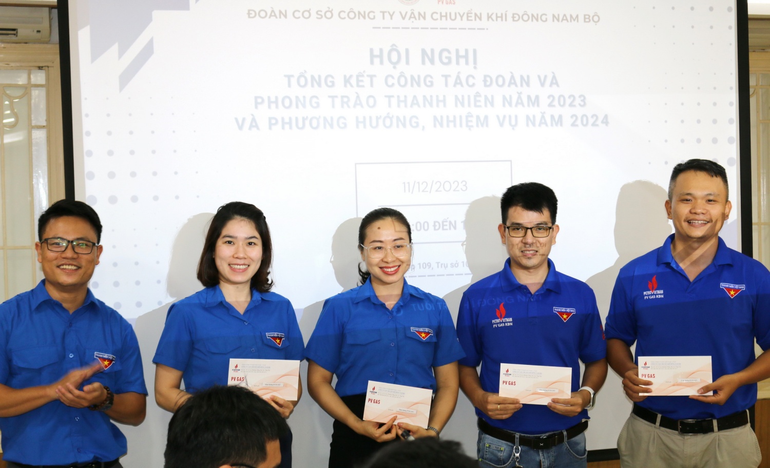 H2. Khen thưởng các đoàn viên KĐN có thành tích xuất sắc trong hoạt động đoàn năm 2023