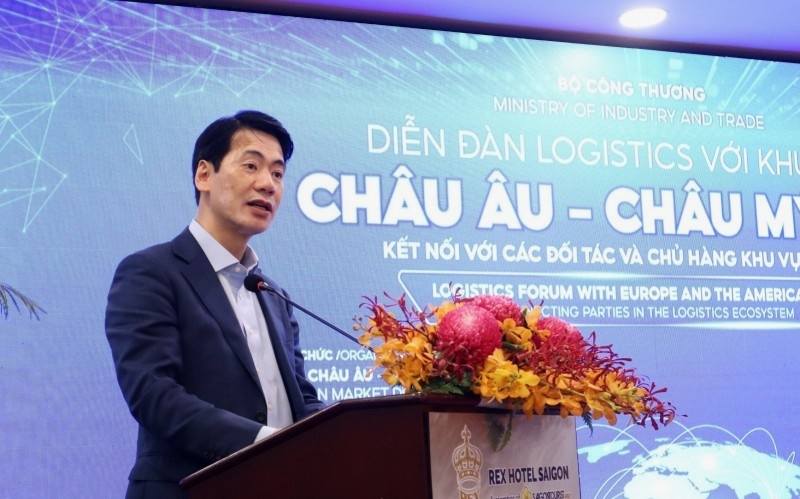 Nâng cao năng lực cạnh tranh cho doanh nghiệp logistics