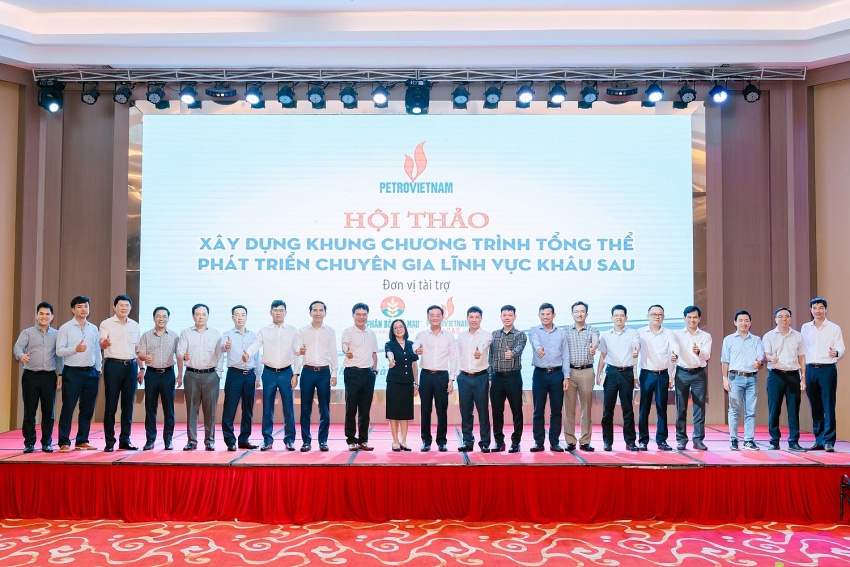 Hội thảo Xây dựng khung chương trình tổng thể phát triển chuyên gia lĩnh vực khâu sau của PVN Hội thảo Xây dựng khung chương trình tổng thể phát triển chuyên gia lĩnh vực khâu sau của PVN