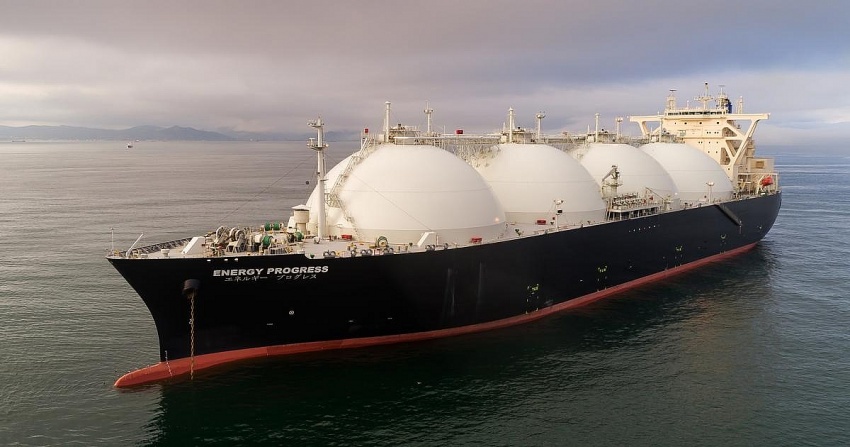 Giá LNG tại châu Á giảm xuống mức thấp nhất trong 7 tháng