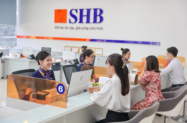Tin ngân hàng ngày 17/1: Yêu cầu sớm chi trả trợ cấp an sinh xã hội cho người dân qua ngân hàng