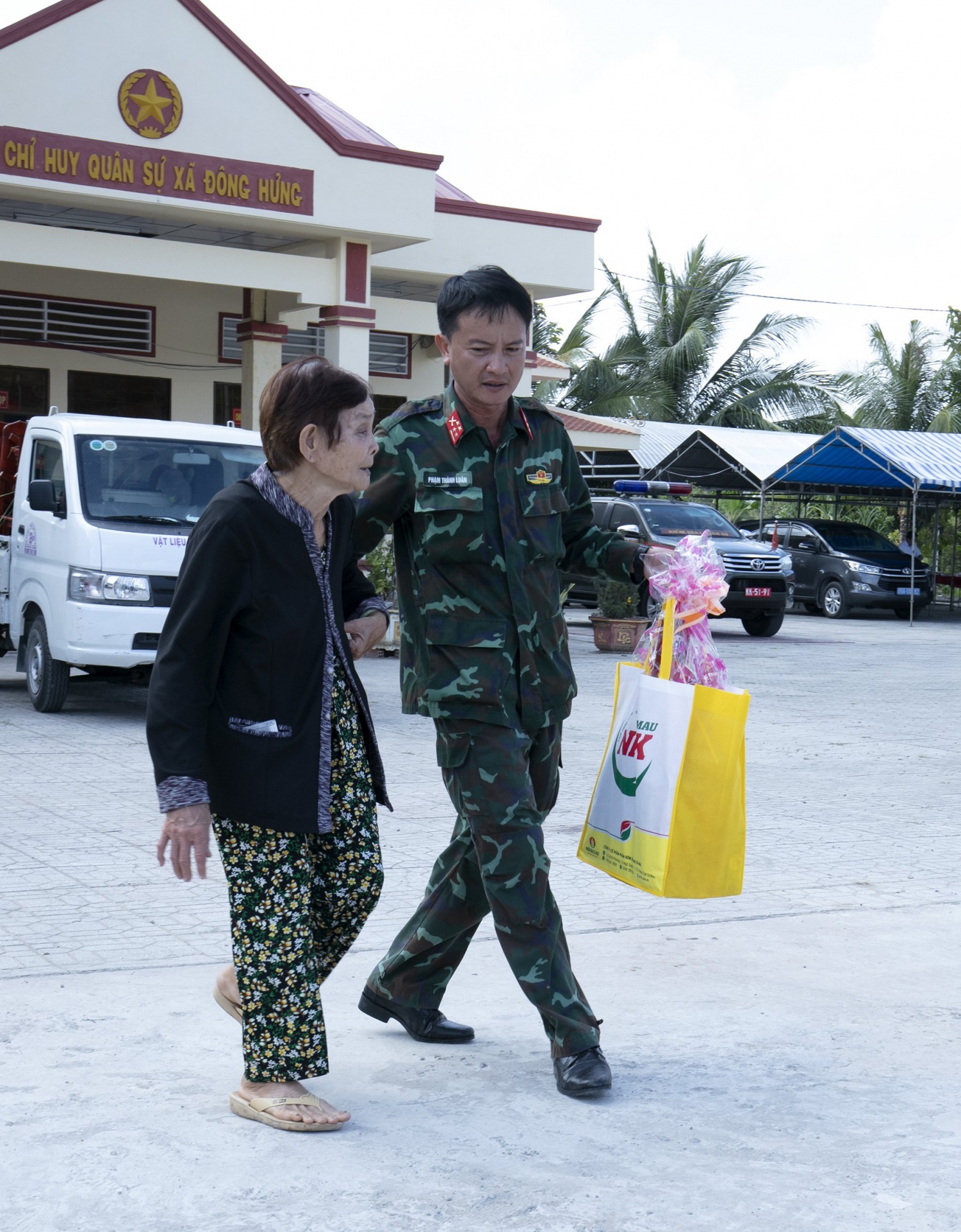 Phân bón Cà Mau mang “Tết ấm no – Mùa sung túc” đến nhà nông