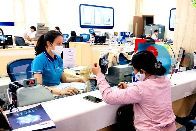 Tin ngân hàng ngày 3/2: Tín dụng tăng nhanh có thể “ẩn” nợ xấu