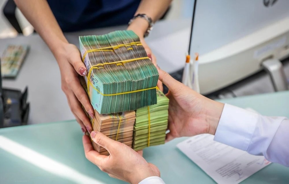 Tin ngân hàng ngày 23/2: Cần hạn chế tập trung vốn tín dụng vào một nhóm khách hàng