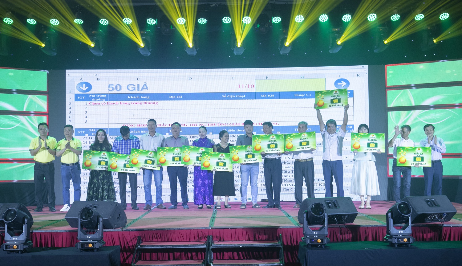 Đón mùa vàng rước Mercedes Benz GLC 200 cùng Phân bón Cà Mau Đón mùa vàng rước Mercedes Benz GLC 200 cùng Phân bón Cà Mau