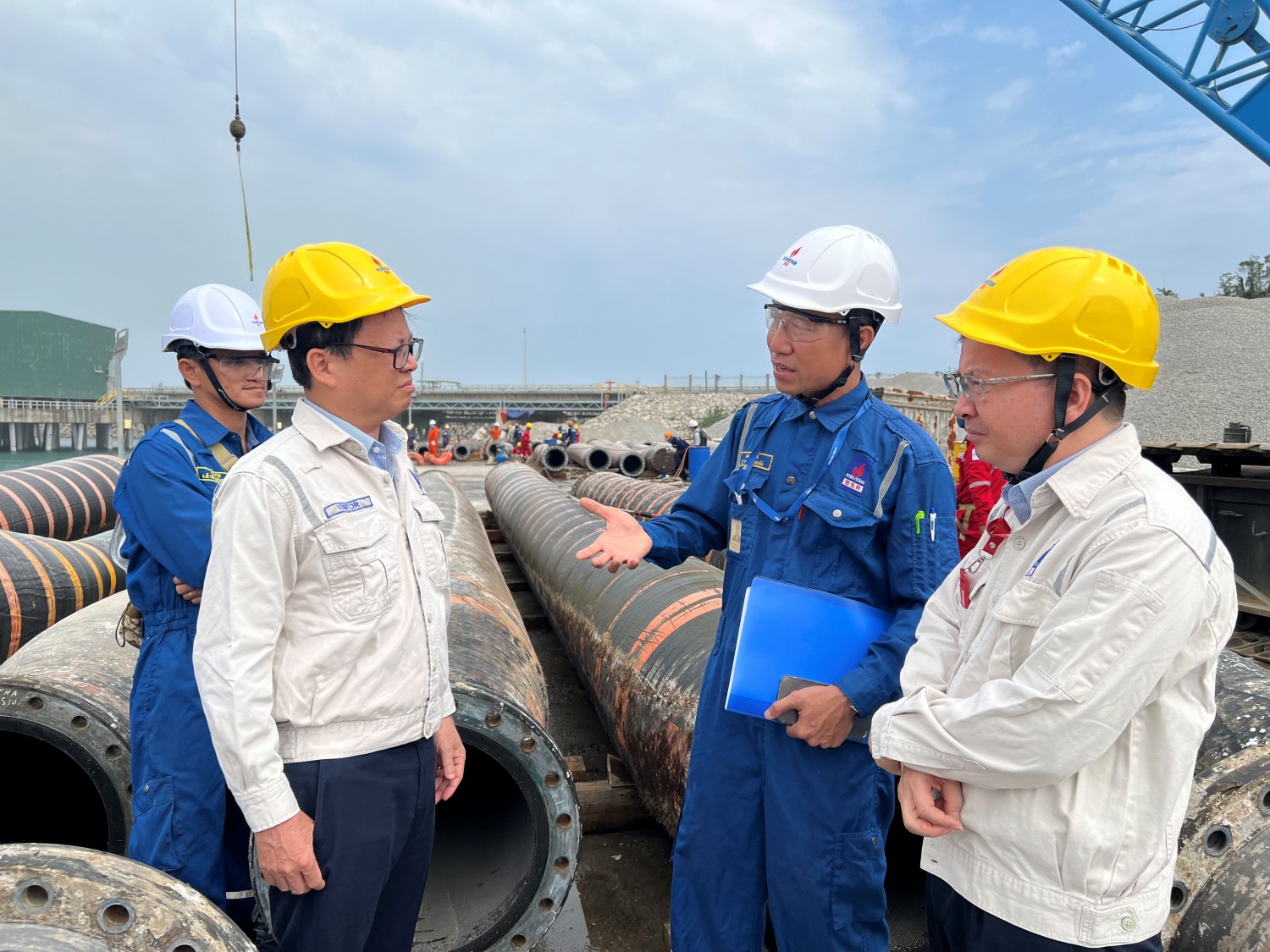 NMLD Dung Quất chính thức dừng máy để thực hiện BDTT lần 5
